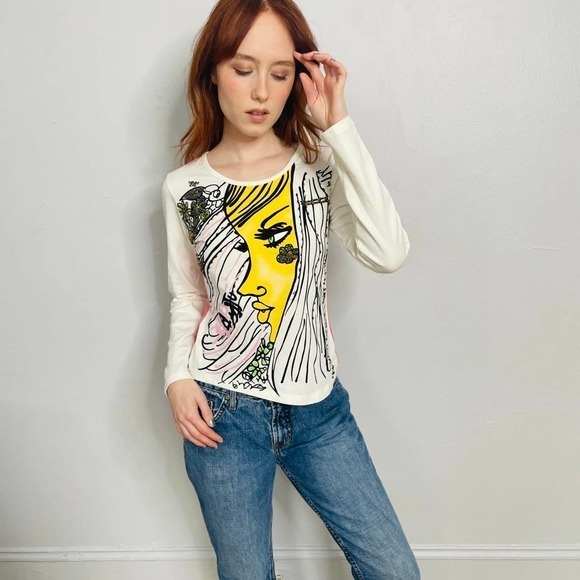 Custo Barcelona Beaded Graphic Top‎ - Picture 1 of 4